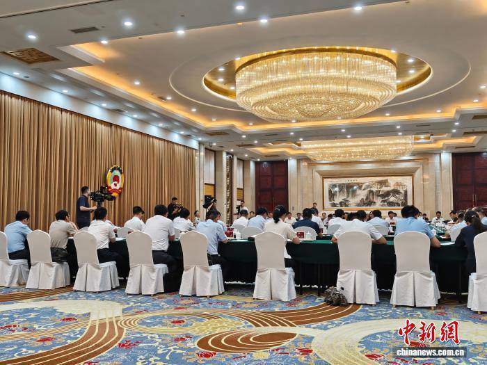 山东省政协委员建言推动济南青岛都市圈联动发展协同开放