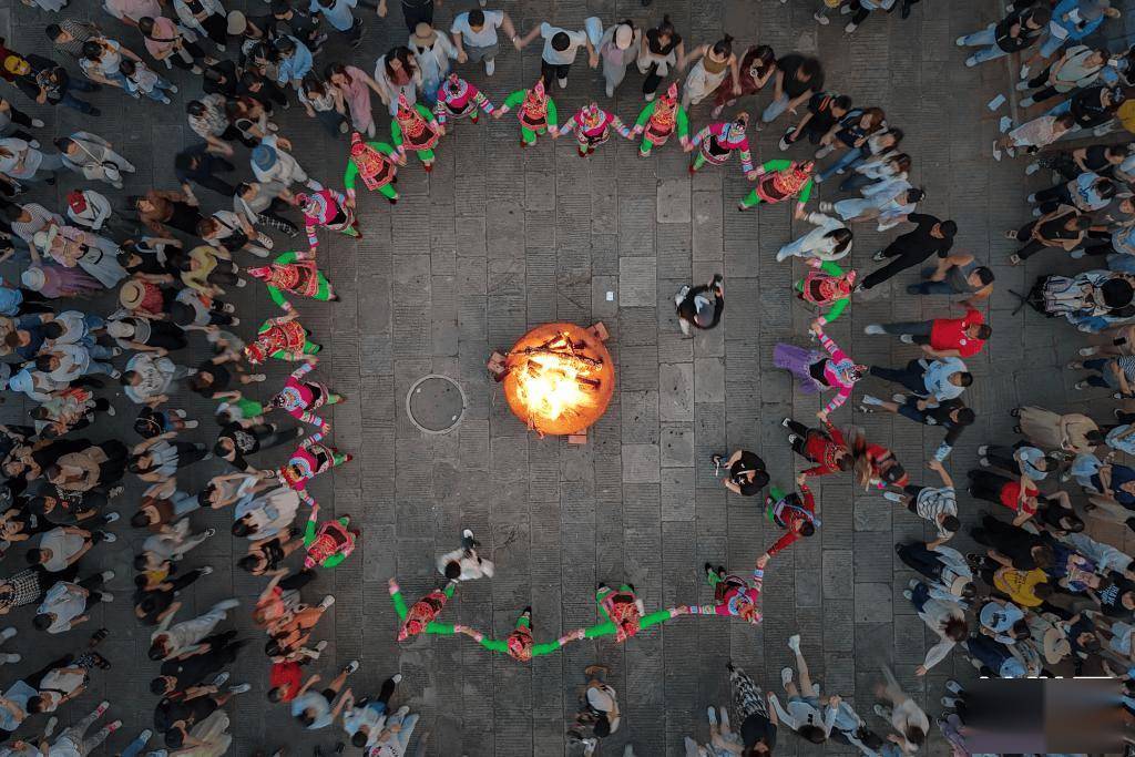 从“看山水”到“心体验”：云南民俗节庆释放文旅新动能