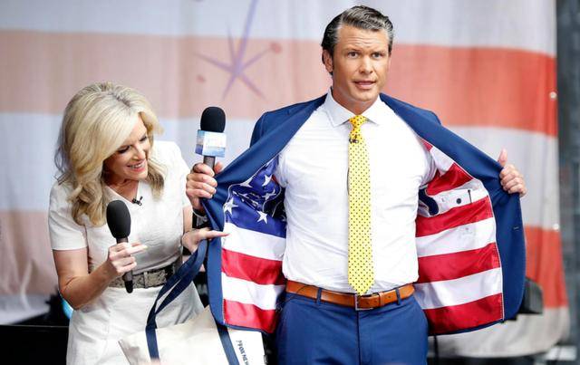 盟友身亡，特朗普想靠战争解困？已瞄准3国，中美防长紧急通话！